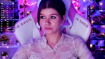 alice_tails findom webcam show