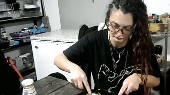 hornyhippies0080 webcam (08-31-2026)