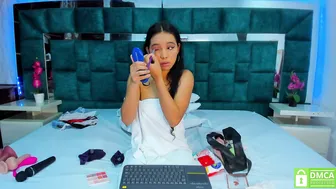 Valtira_nova 18 sex porn cam