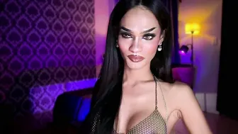 queenvalentinats recorded nude video 1111588