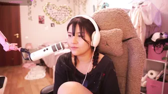 Roxysuh nude 04 September 2026