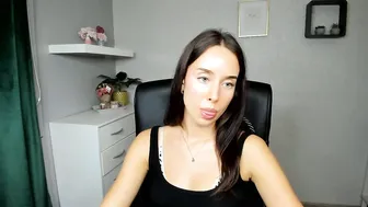 Adelesolo (09-04-2026) sex video