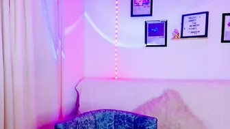 Emily_lindey_ chat porn video 05-Sep-26