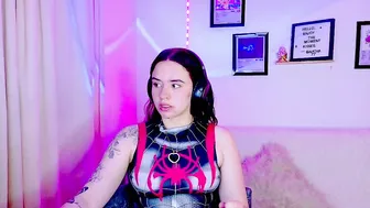 Emily_lindey_ chat porn video 05-Sep-26