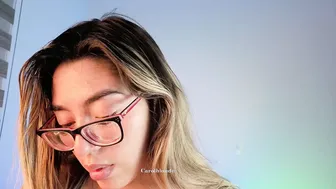 Carolblonde hairypussy - 09-06-2026