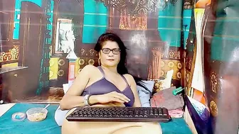 indianallure recorded nude video 1115593