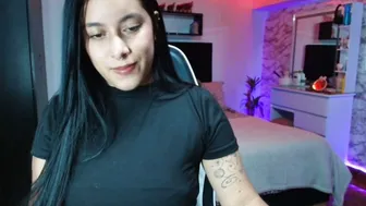 Camila_iroose interactivetoy live on cam