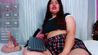Queenamazon_ (09/09/2026) live webcam show