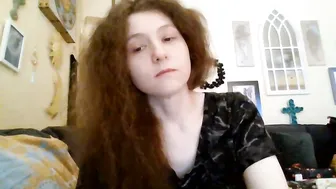 queencrimsonlvx interactivetoy - 09/10/2026