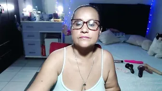 Pervert_mommy_x cam girl - 10 September 2026