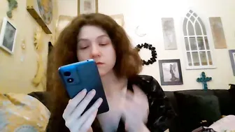queencrimsonlvx chat porn video 09/11/2026