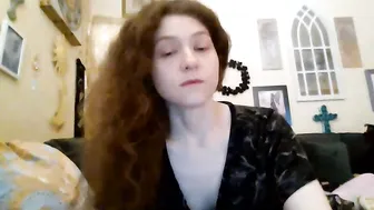queencrimsonlvx chat porn video 09/11/2026