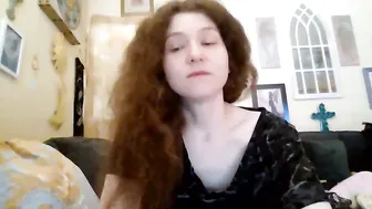 queencrimsonlvx recorded nude video 1119372