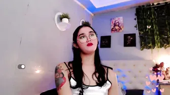 holly_sunshine69 slave nude chat