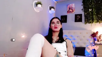 holly_sunshine69 slave nude chat