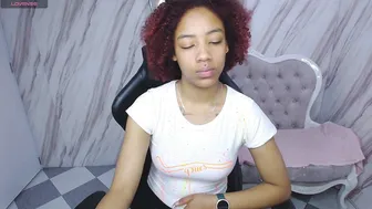 Violeth_b video cam 07-22-2025