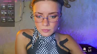 girl_sexual_art recorded nude video 112619
