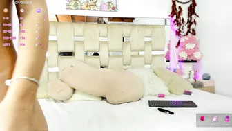 sweety_honeey heels cam girl chat
