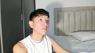 iamjulian_ recorded nude video 1122345