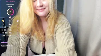 Heelga curvy video chat porn
