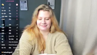 Heelga curvy video chat porn