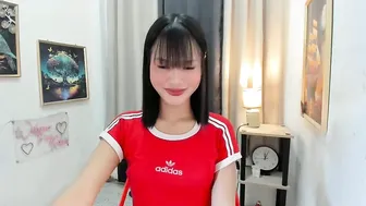 Callmeprettylj asian porn sex chat