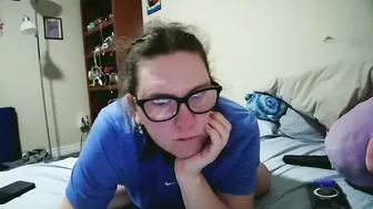 fuzzypeaches87 porn cam video on cam