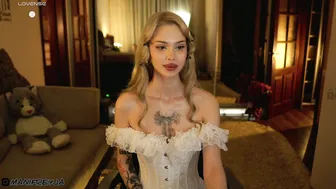 manifreyja recorded nude video 1123743
