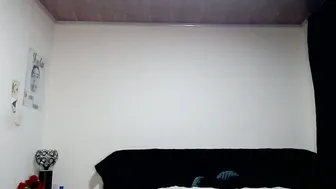 Kimmy_kimmy_ curvy nude on cam