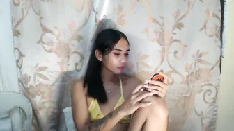Urexoticslimcummer video cam porn (09-15-2026)
