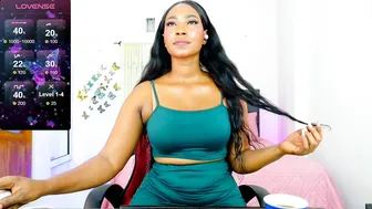 Talianamoreno (09/16/2026) ebony