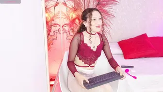 martina_adams 09-17-2026