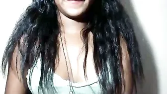 Lovelylarra shaved porn sex
