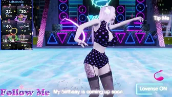 Miyuki_maiko gaming posing on cam