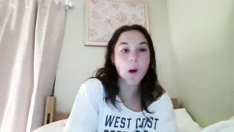 kinsleyxoxo on webcam 09/17/2026
