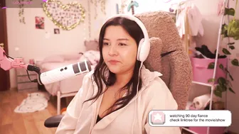 roxysuh recorded nude video 1126689