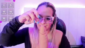 Mhonikbelucci nude cam - 17-Sep-26