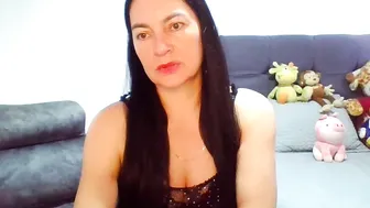 Renata_hot1 chat sex cam 09/17/2026