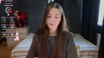 nevorelle lovense on live cam
