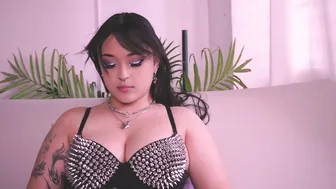 gloomydoll cam sex porn (09-19-2026)
