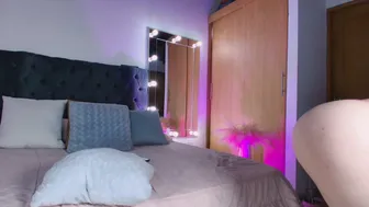 Allieecollinss24 sex chat 19 September 2026