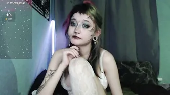 trish_crystal 19-Sep-26