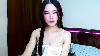 Clara_malone hot webcam porn (09/19/2026)