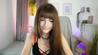 Ella_nice18 girlnextdoor cam show