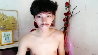 just_smilexxx young show