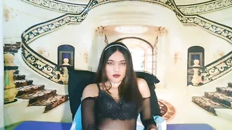 indianskies posing on cam 19-Sep-26