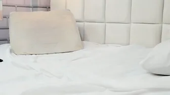 aura_sander4u slut on cam