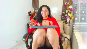 izzy_lux show cam sex chat
