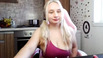 Curvybombb domi 09/20/2026