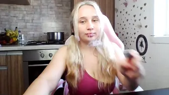 Curvybombb domi 09/20/2026